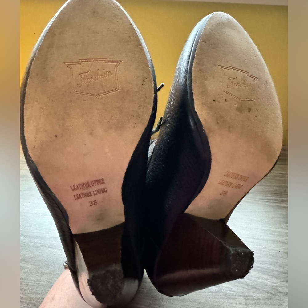 Florsheim Black Pebble Leather Lace Up 3.5” Heeled Booties. Size 38 - Picture 11 of 11